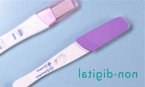 Hur man använder ett graviditetstest. Vänta minst en dag efter din missat perioden innan ett graviditetstest.