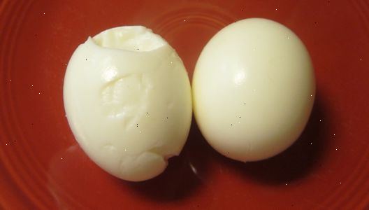 Hur att skala en svår hårdkokt ägg. Sätt hårdkokt ägg i mikrovågsugn.