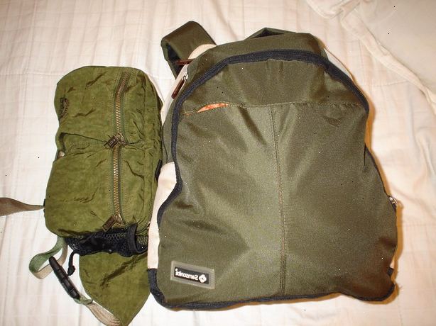 Hur man gör en midjeväska eller liten ryggsäck survival kit. Först hitta en ryggsäck eller midjeväska.